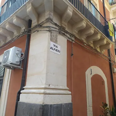 Appartamento Ciuriddia By Homes4holidays Catania